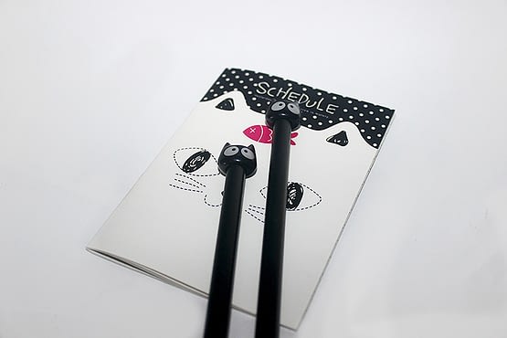 fekete macskás toll, cicás toll